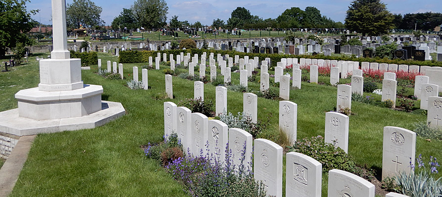 SPCC-War-grave-photo-3